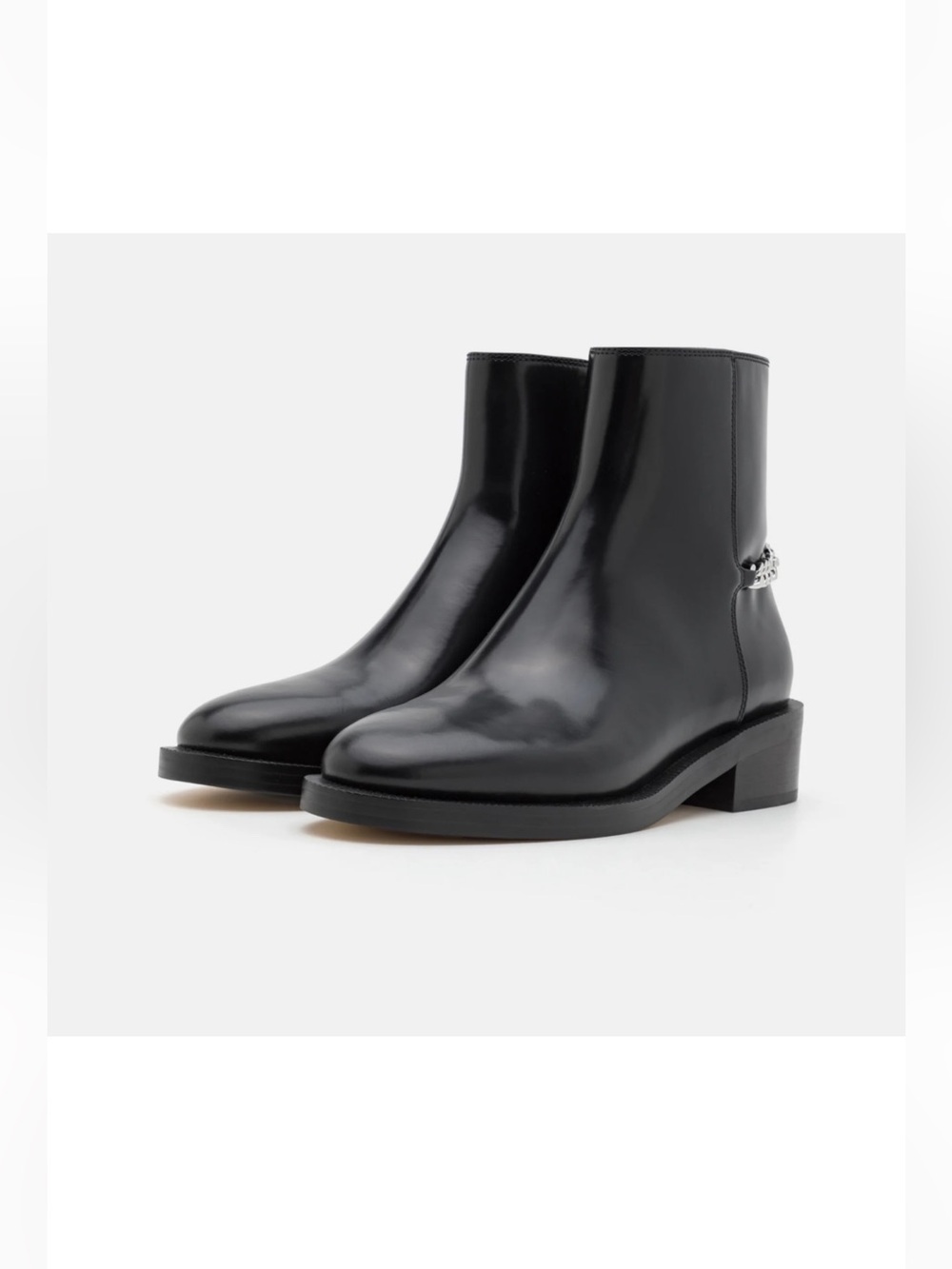 🛍️NWT Michael Kors Calf Leather Booties with Silver Chain Detail